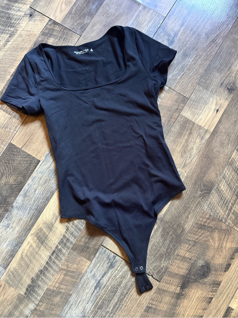Abercrombie & Fitch Black Short Sleeve Scoop Neck Bodysuit